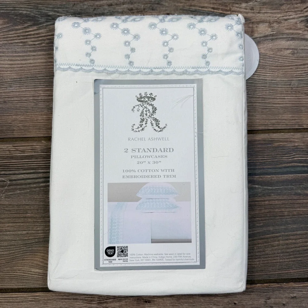 Rachel Ashwell Standard Queen Pillowcase Set White Blue Eyelet Trim New